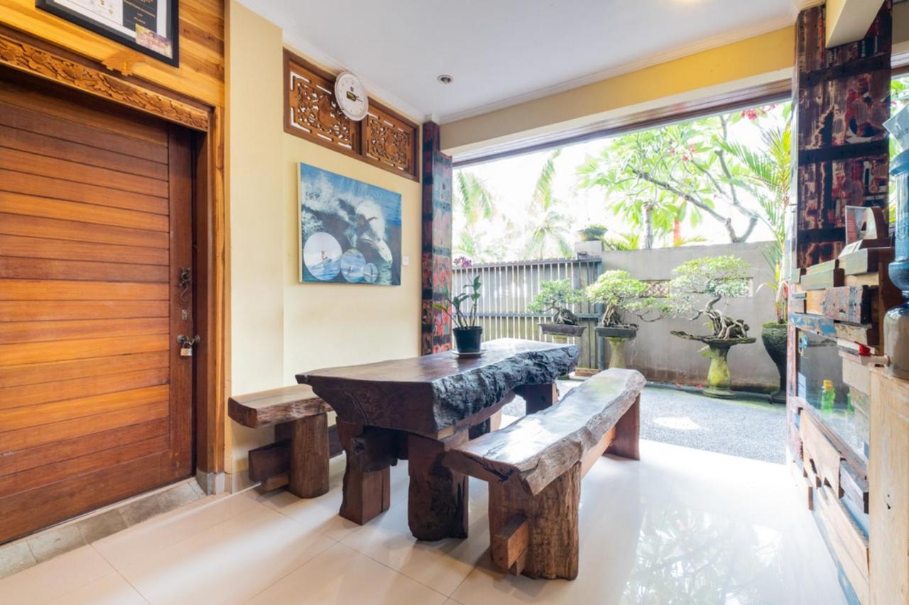 The Point Surfcamp Bali Hotel Pulukan Eksteriør billede