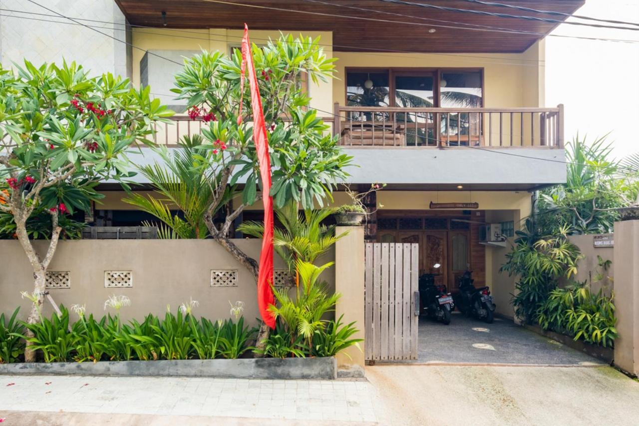 The Point Surfcamp Bali Hotel Pulukan Eksteriør billede