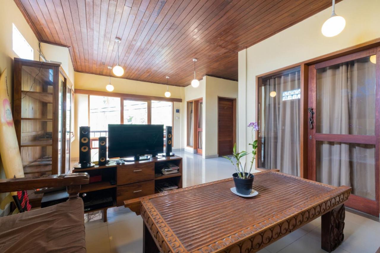 The Point Surfcamp Bali Hotel Pulukan Eksteriør billede
