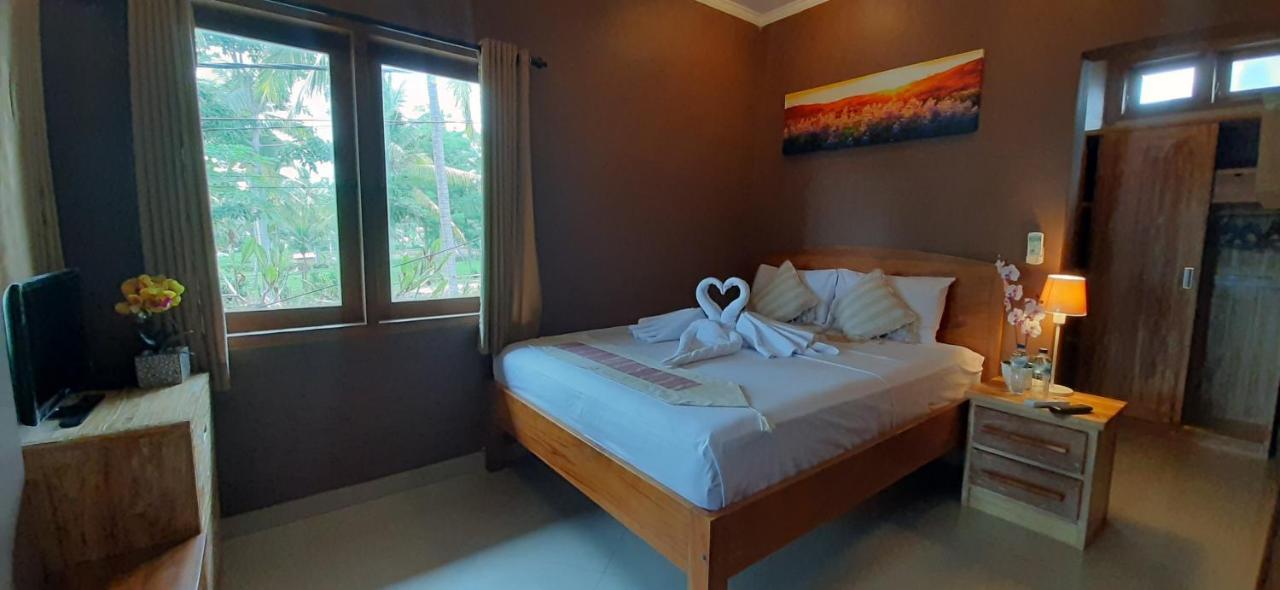 The Point Surfcamp Bali Hotel Pulukan Eksteriør billede