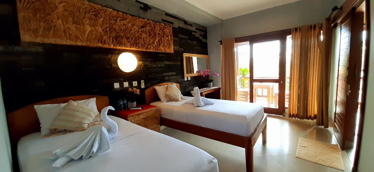 The Point Surfcamp Bali Hotel Pulukan Eksteriør billede